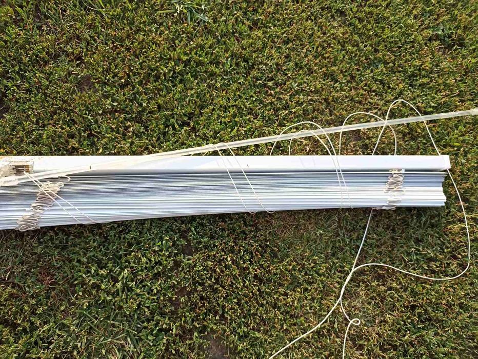 Жалюзі двоє різних