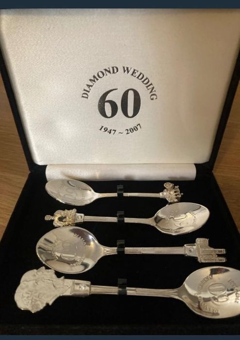 Commemorative da Realeza Elizabeth