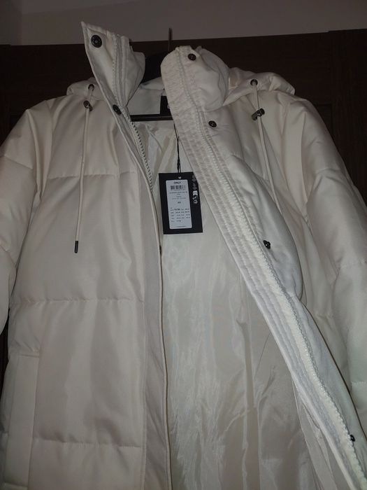 NOWA Kurtka Płaszcz ONLY Puchowa zimowa OVERSIZE XS S ECRU BIALA