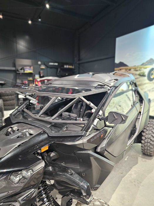 Can-am Maverick R kompletna kabina