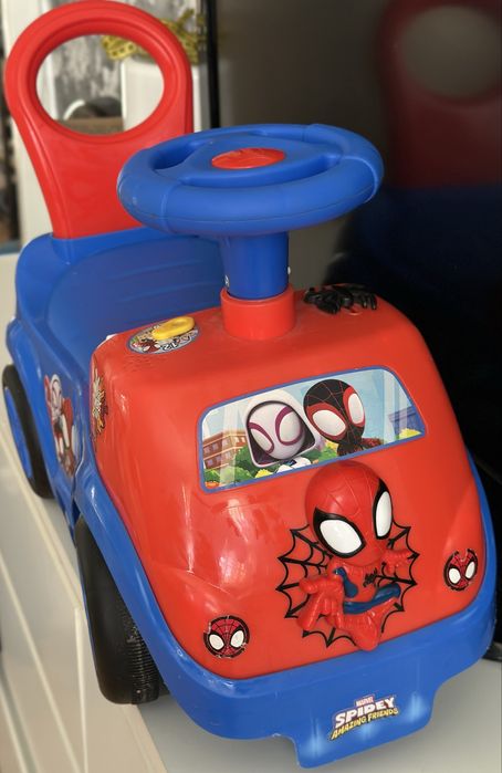 Толокар машинка