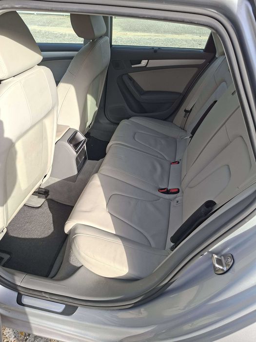 Audi A4 Avant 2.0 TDI 136cv 2011 64500km
