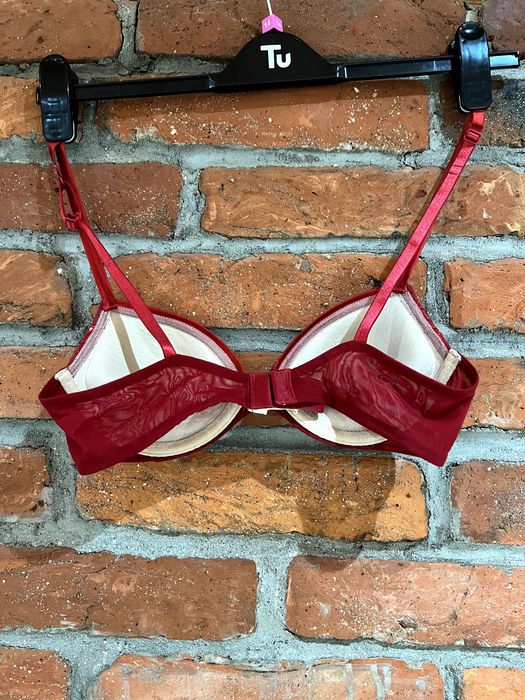 Biustonosz czerwony Calvin Klein 75 A