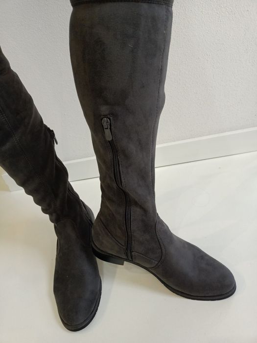 buty kozaki z wysoką cholewką 39