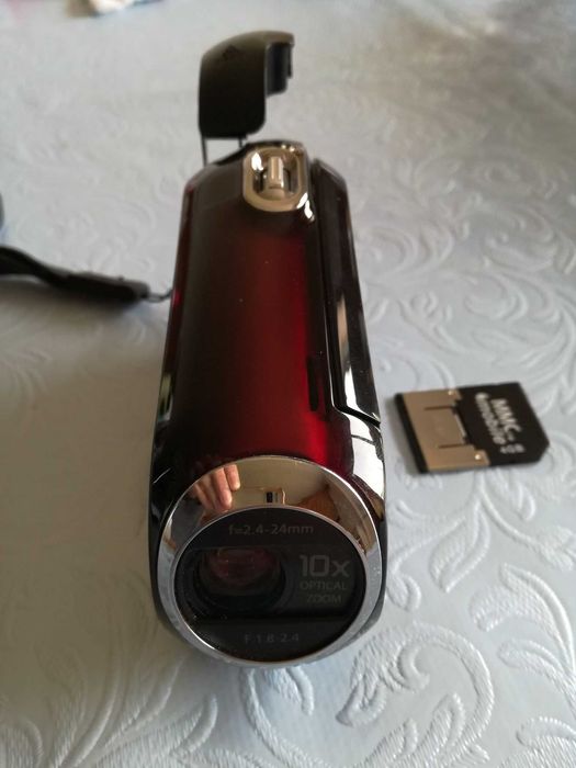 Maquina de filmar SamSung +cartão 4Gb +carregador