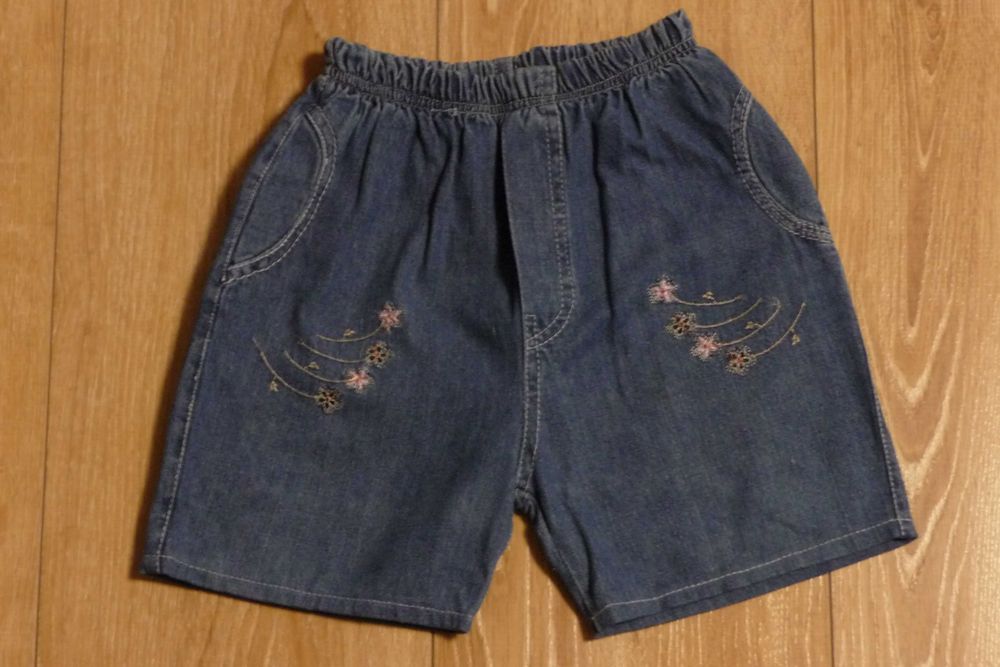 Szorty dziewczęce 122-128.