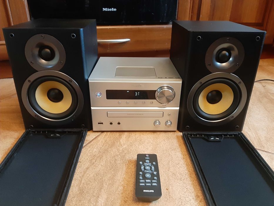 Wieża Philips BTB7150