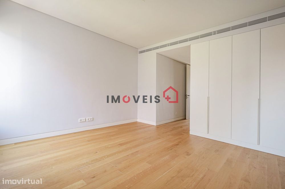 Apartamento T4 | Lisboa