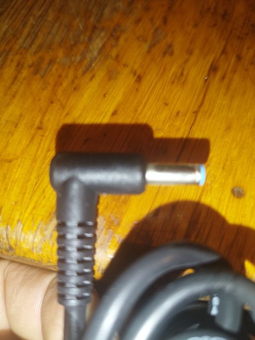 Zasilacz do HP pawilion  polion 19,5 V 2,31 A