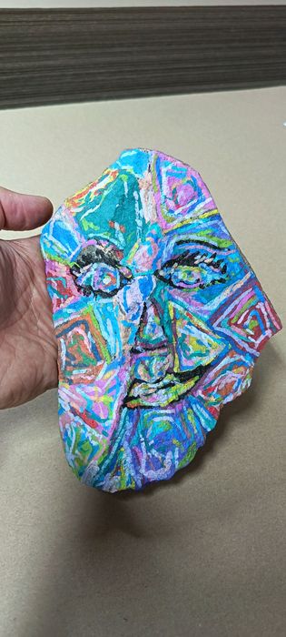 „KolorosFace” No. 001 – NANA – oryginalny obraz na kamieniu 1/1