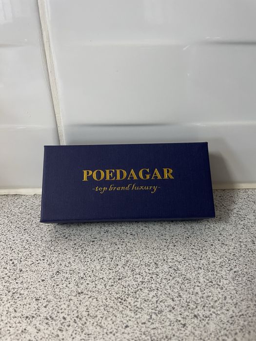 Relógio masculino  Poedagar com mostrador multifuncional.