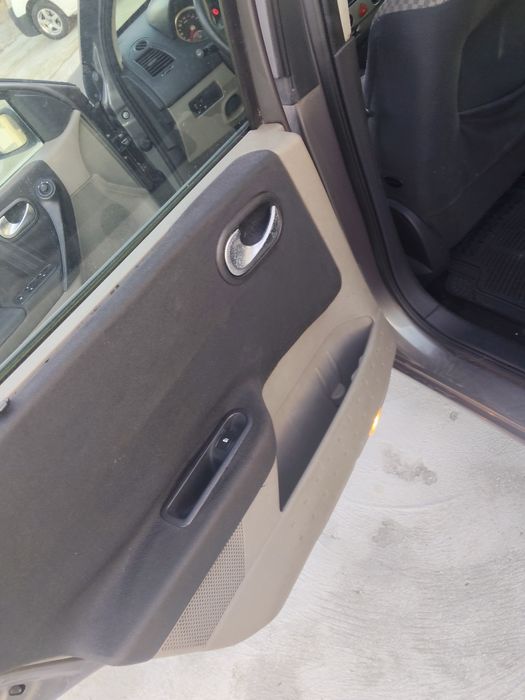 Renault Megane break com distribuição mudada e revisão feita .. impecá