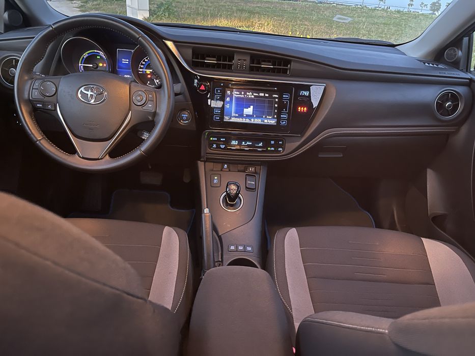 Toyota Auris 1.8 Hybrid Lounge 2016 | 60.000km