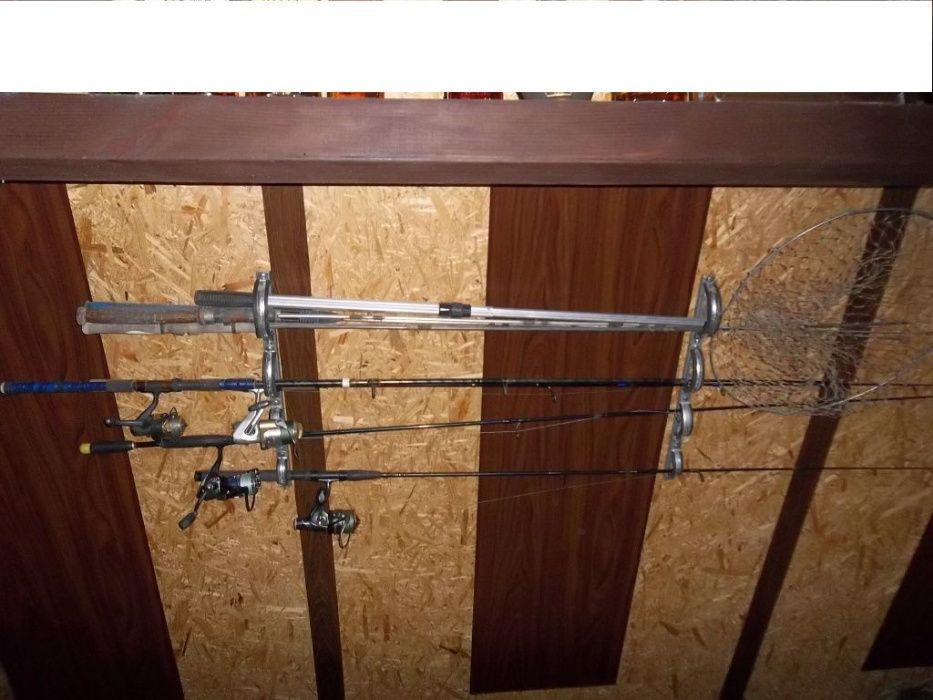 стойка для хранения спинингов