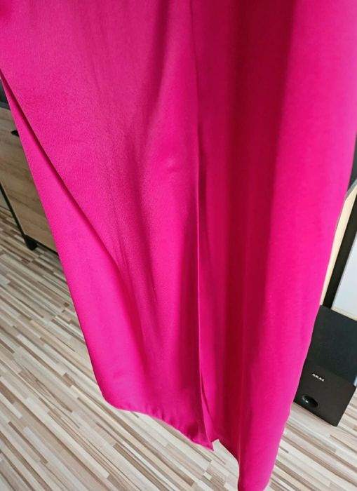 Sukienka satynowa midi maxi zara M