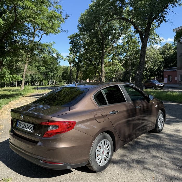 Fiat Tipo 2019 року