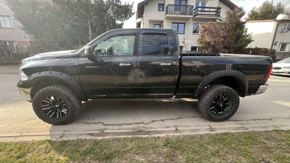 Dodge RAM 1500. 4X4 LPG. HAK 3.5 tony. SLT 6- osobowy