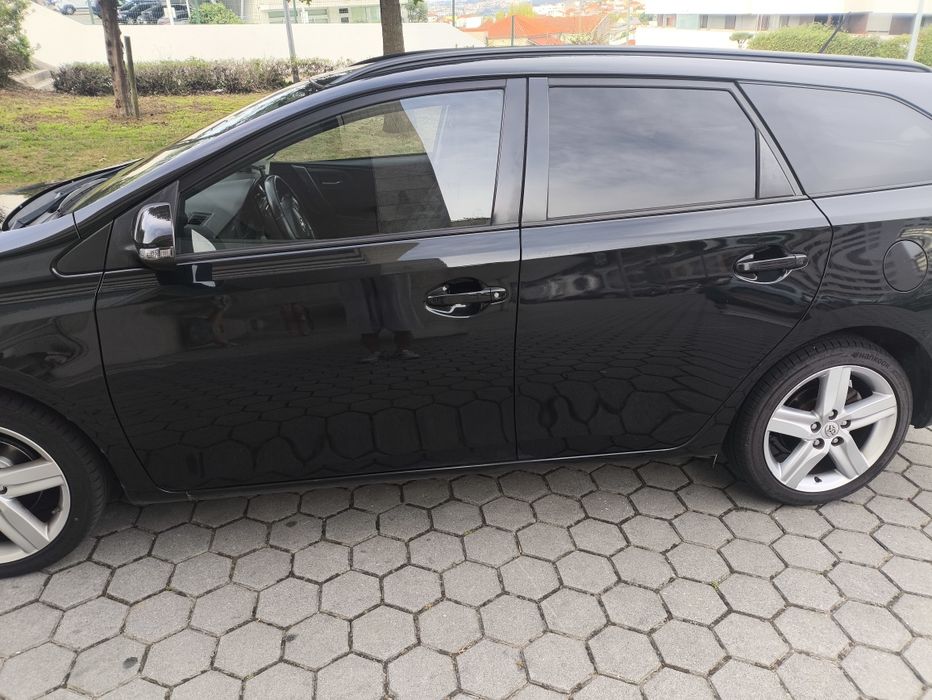 Toyota Auris Touring Sport 2014 foto 4