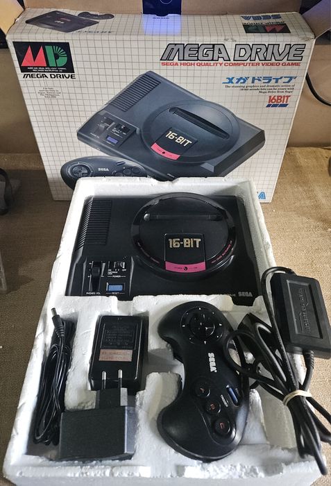Megadrive japonesa com caixa