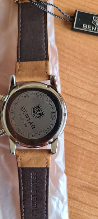Relogio de pulso masculino novo Benyar com caixa