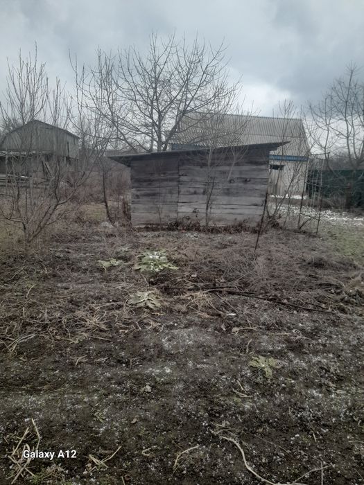 Ділянка земельна