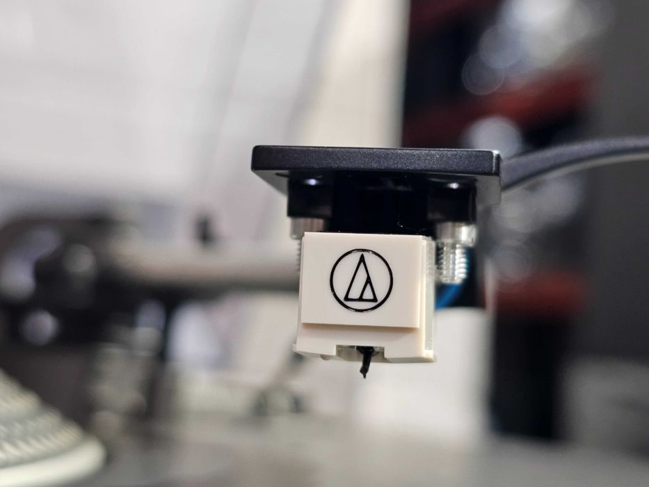 Програвач Technics SL-1710