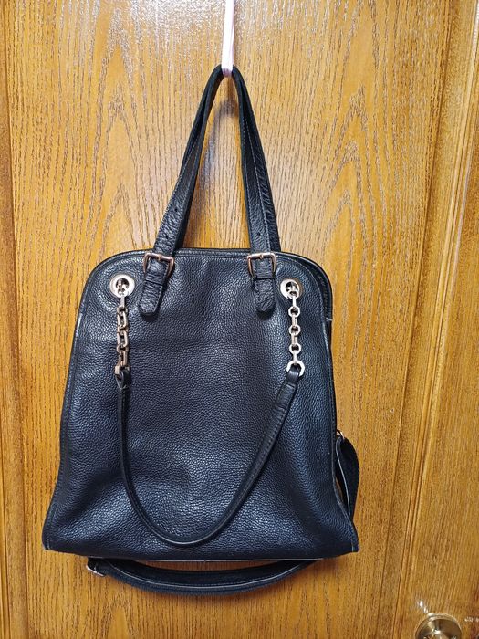 Чорна жіноча сумка із зернистої шкіри