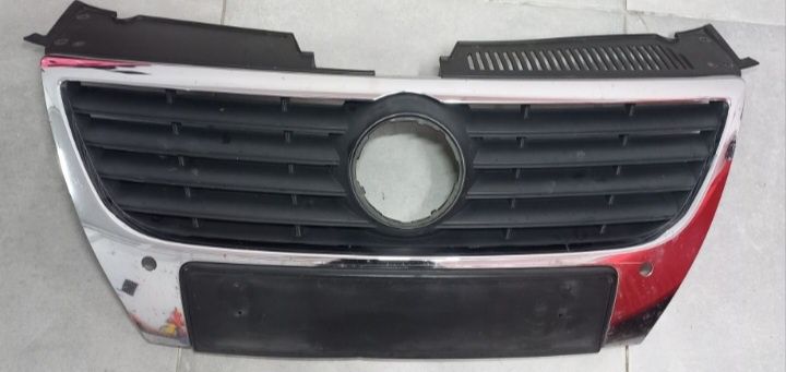 Grelha Passat B6