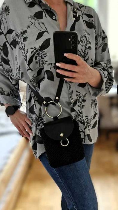 Stylowa, ręcznie robiona czarna torebka mini