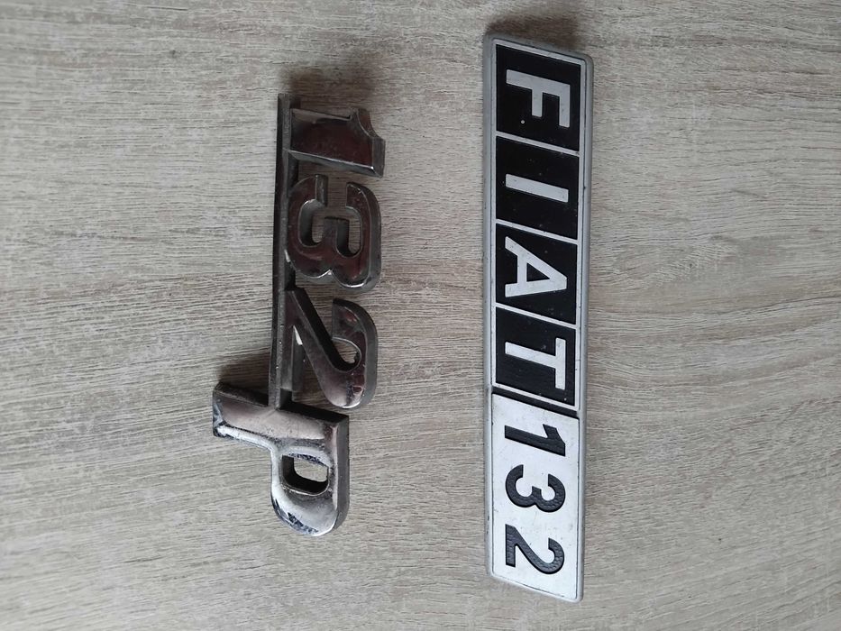 Emblematy  Fiat 132 p