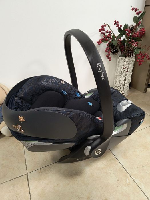 Автокрісло Cybex Cloud T i-Size Група 0+ (0-13 кг) автолюлька