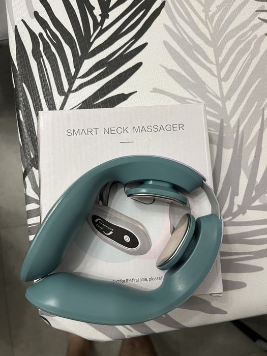 Масажер на шию точковий