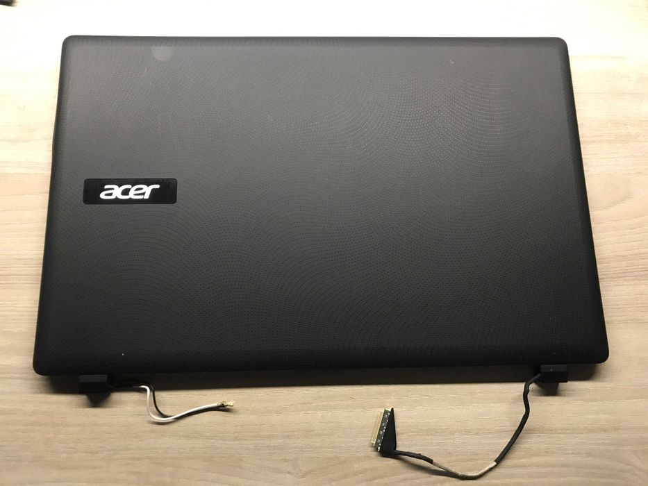 Рамка матрицы ноутбука Acer Aspire ES1-520