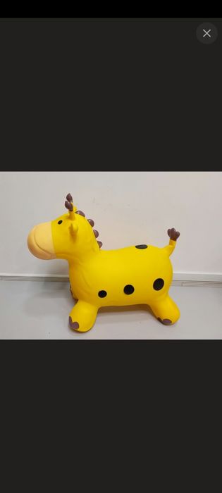 Продам надувного жирафа