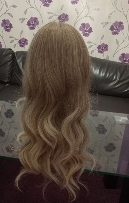 Peruka ciemny blond ombre