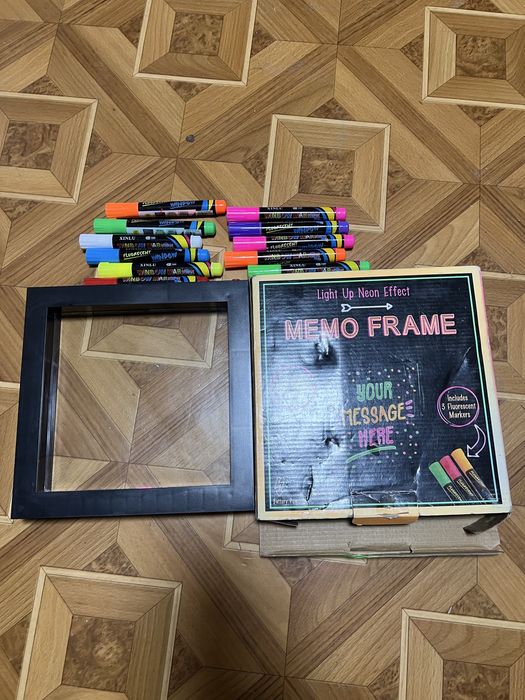 Светящаяся неоновая рамка для рисования