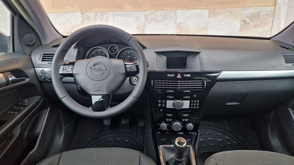 Opel Astra 1.7 CDTi Edition | Apenas 195.000 KM