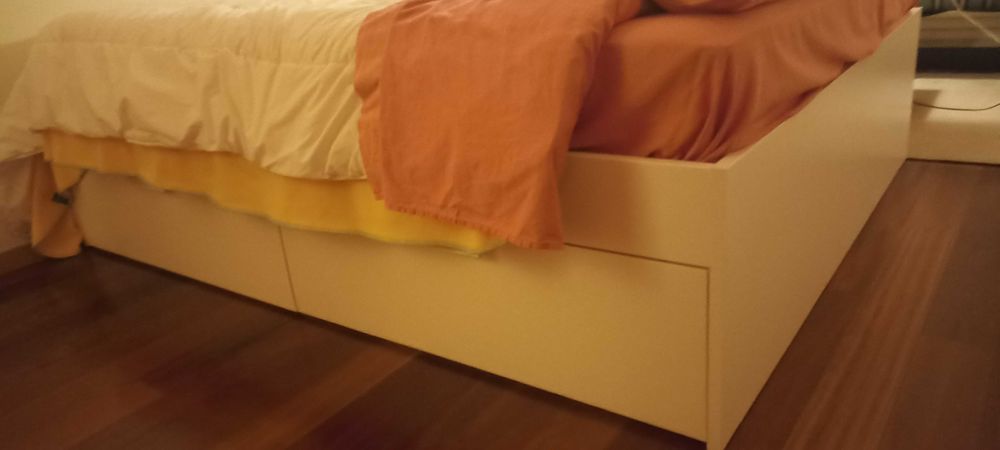 Cama e Cómoda Brimnes - IKEA