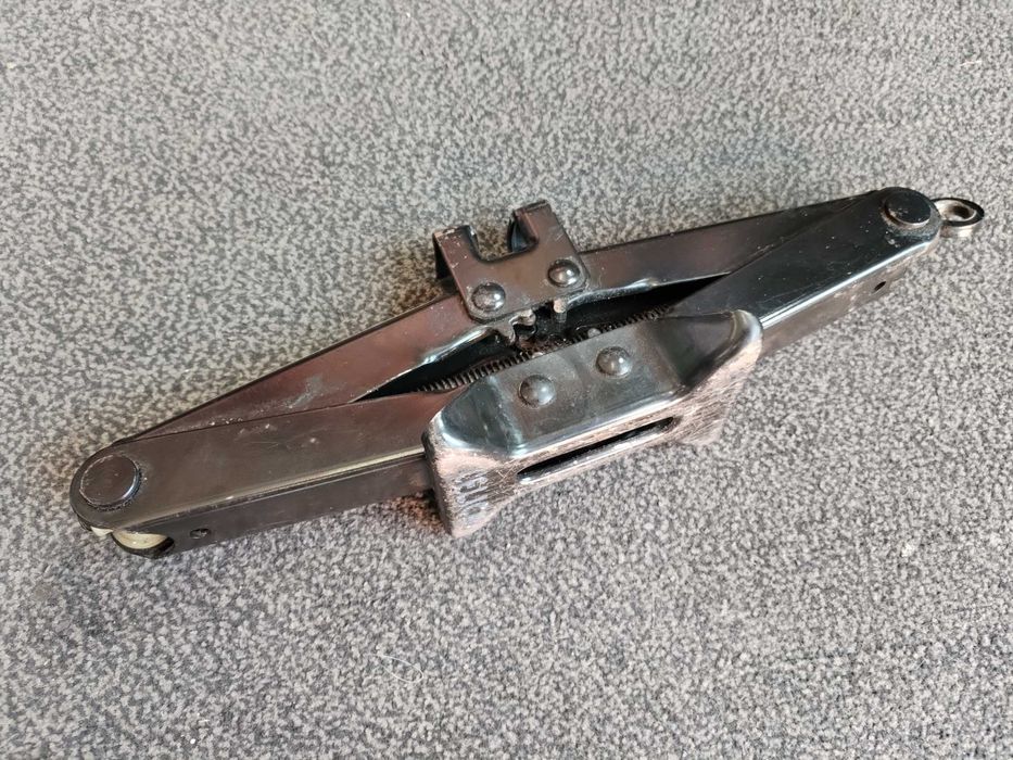 Домкрат Toyota оригінал