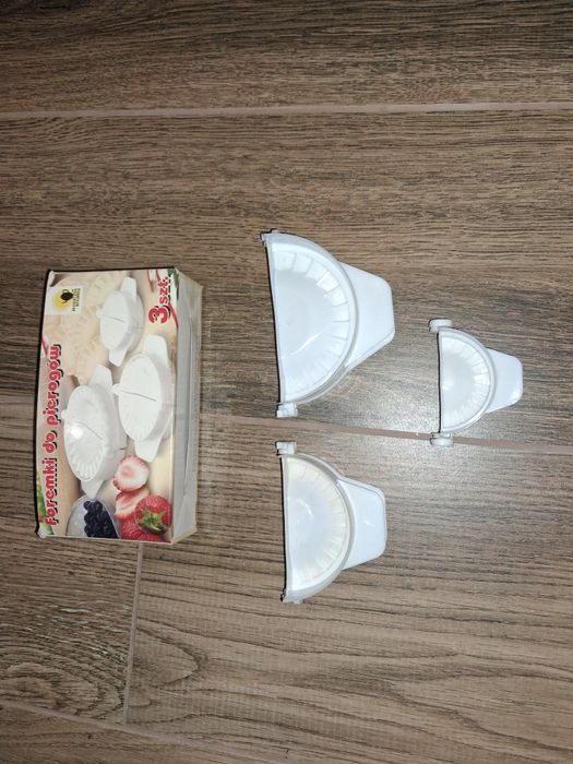 Foremki do pierogów