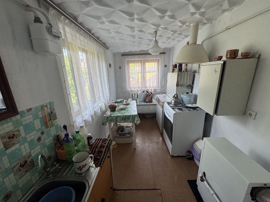 Продаж частини будинку
