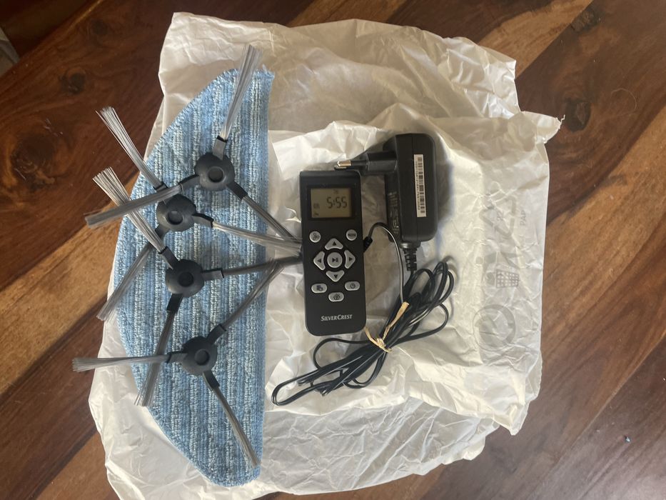 —-NOVO —Aspirador robôt  Silvercrest modelo SSWR C2- 2 em 1