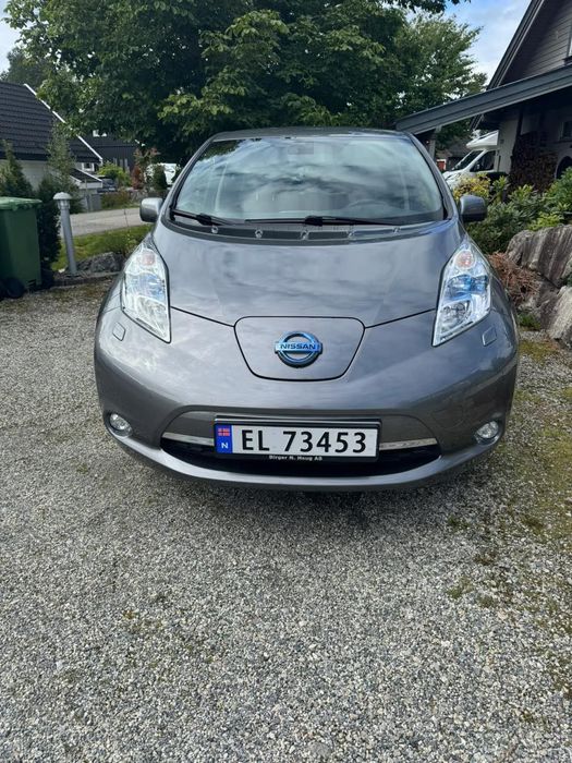 Nissan Leaf 2015 року з Європи
