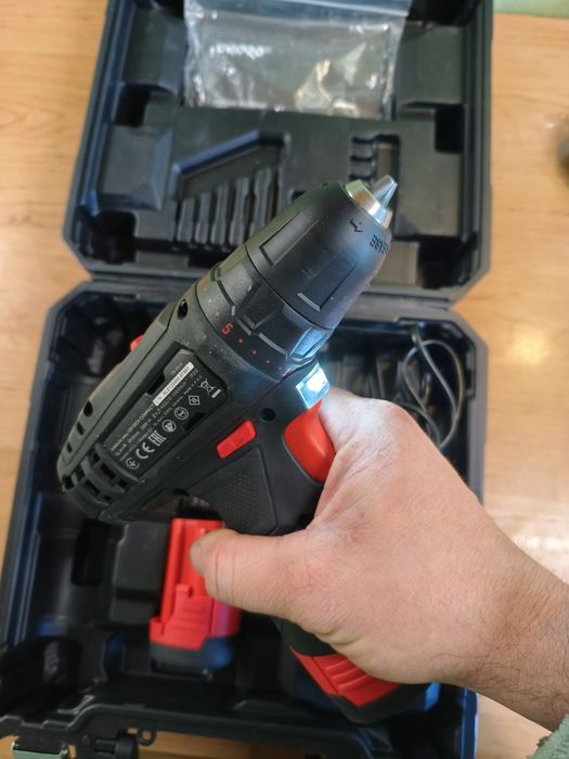 Шуруповерт Dnipro-M CD-12C Compact