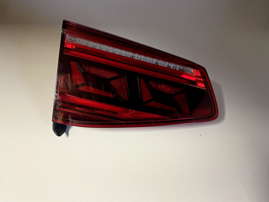 VW PASSAT B9 lift LAMPA tyl  tyna LEWA w kalpę  LED 3G9 cala oryginał