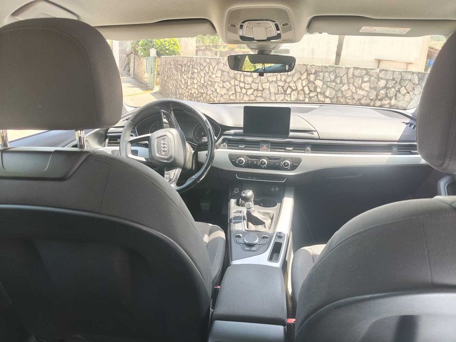 Audi A4 2.0 TDI Business Line