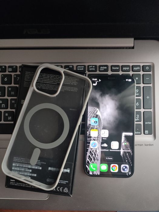 iPhone 12 pro 256 гарний стан