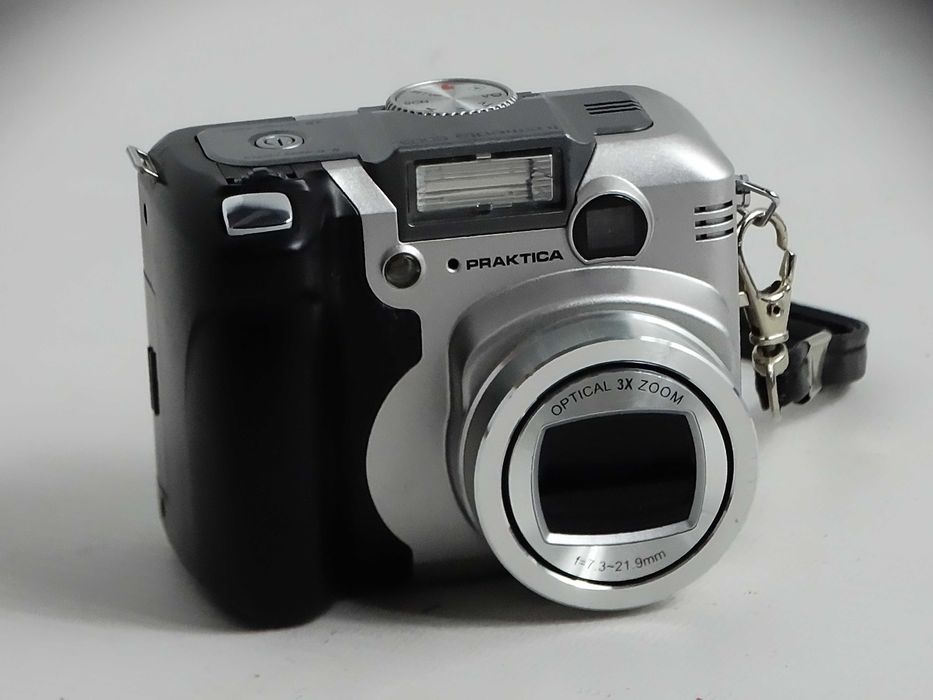 Aparat Praktica Luxmedia 6003 6.0 MP Uszkodzony Na Części / Do Naprawy