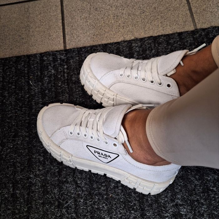 Buty prada 37 białe