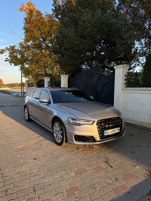 Audi A6 2015року